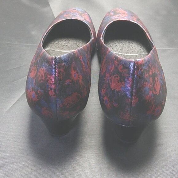 Trotters Leather Wedge Slip-Ons - Lauren - Picture 2 of 6